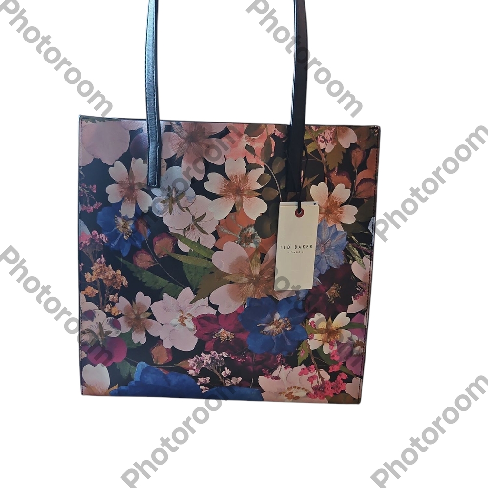 Ted Baker London The Icon Woman Floral  Large Tote Bag - Multicolor
